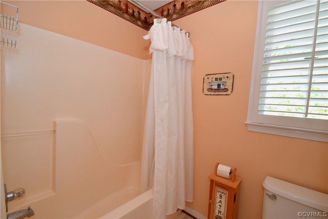 1438 Palmore Road Powhatan, VA 23139 - Photo 30 of 41 Shower/tub in bathroom on second floor.