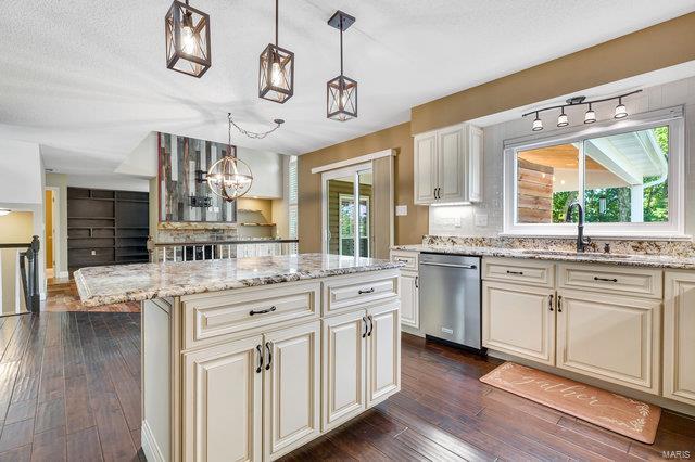 911 Hemingway Lane Weldon Spring, MO 63304 - Photo 25 of 58