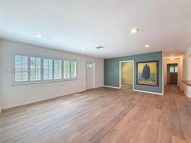 $700,000 | 4911 Northeast 24th Avenue, Lighthouse Point, FL 33064