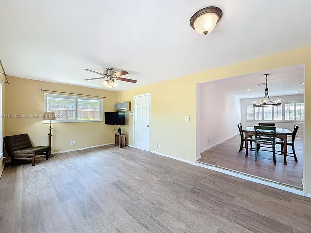 $700,000 | 4911 Northeast 24th Avenue, Lighthouse Point, FL 33064