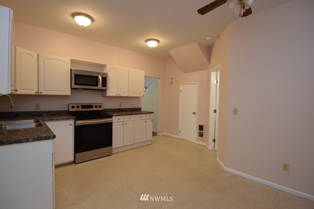 1546 Bulman Road Southeast Port Orchard, WA 98366 - Photo 16 of 29 Gallery Image 16
