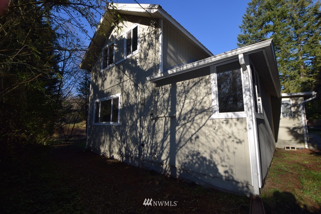 1546 Bulman Road Southeast Port Orchard, WA 98366 - Photo 3 of 29 Gallery Image 3