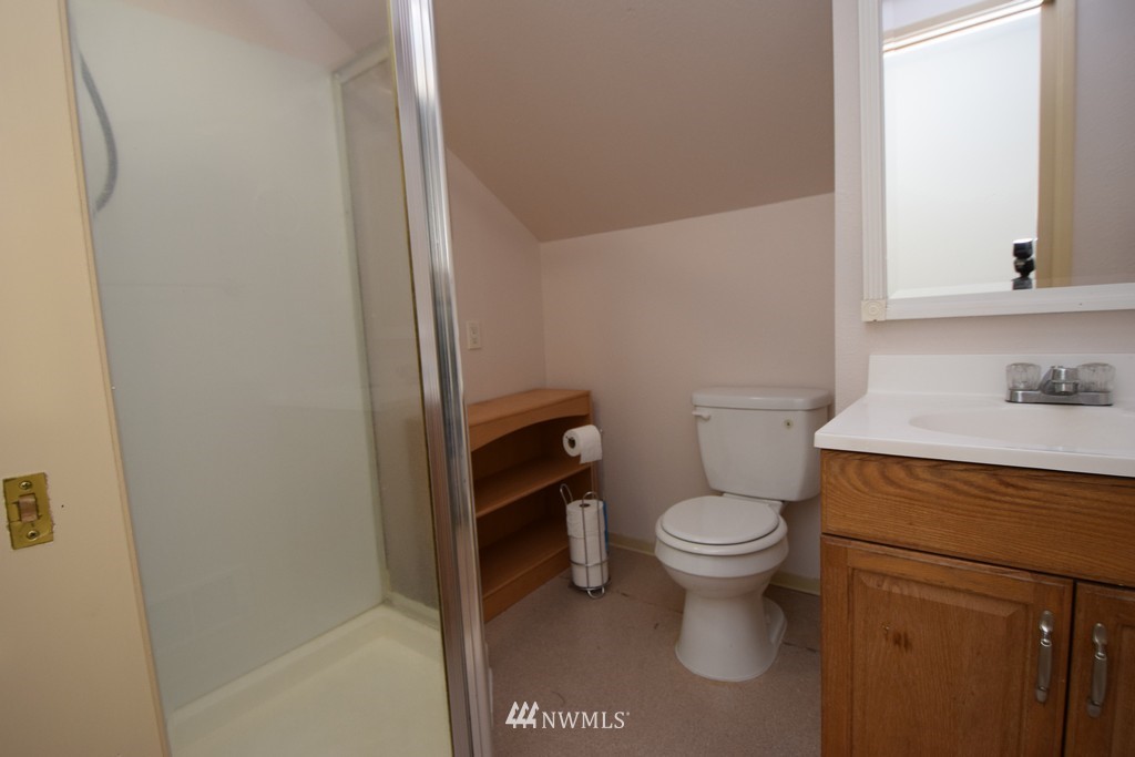 1546 Bulman Road Southeast Port Orchard, WA 98366 - Photo 27 of 29 Gallery Image 27