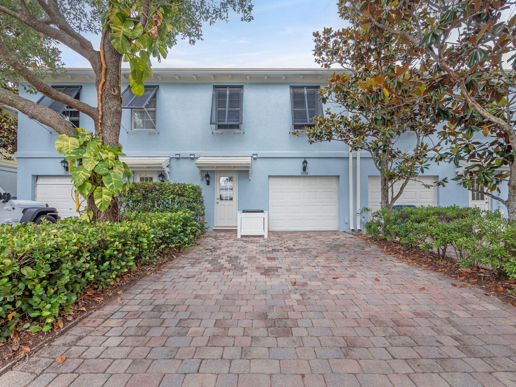 3119 East Community Drive Jupiter, FL 33458 - Photo 15 of 24 1 Car Garage