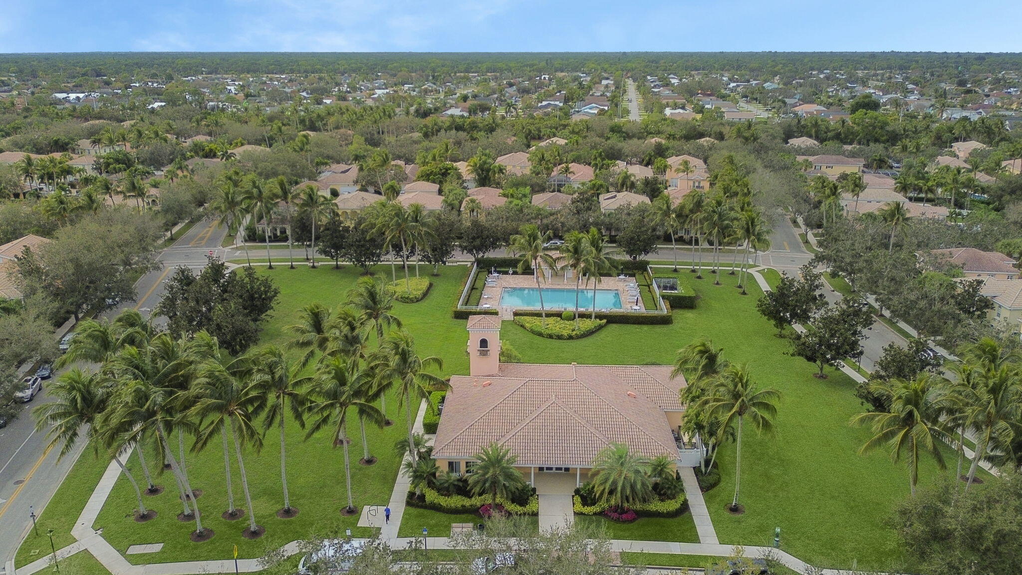 3119 East Community Drive Jupiter, FL 33458 - Photo 19 of 24 Community pool