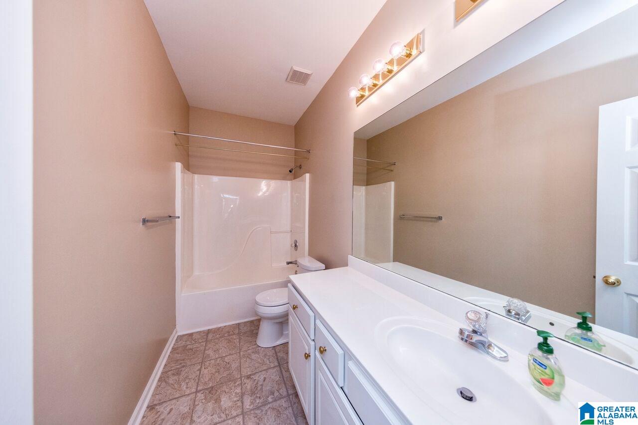 105 Spring Place Alabaster, AL 35007 - Photo 27 of 35