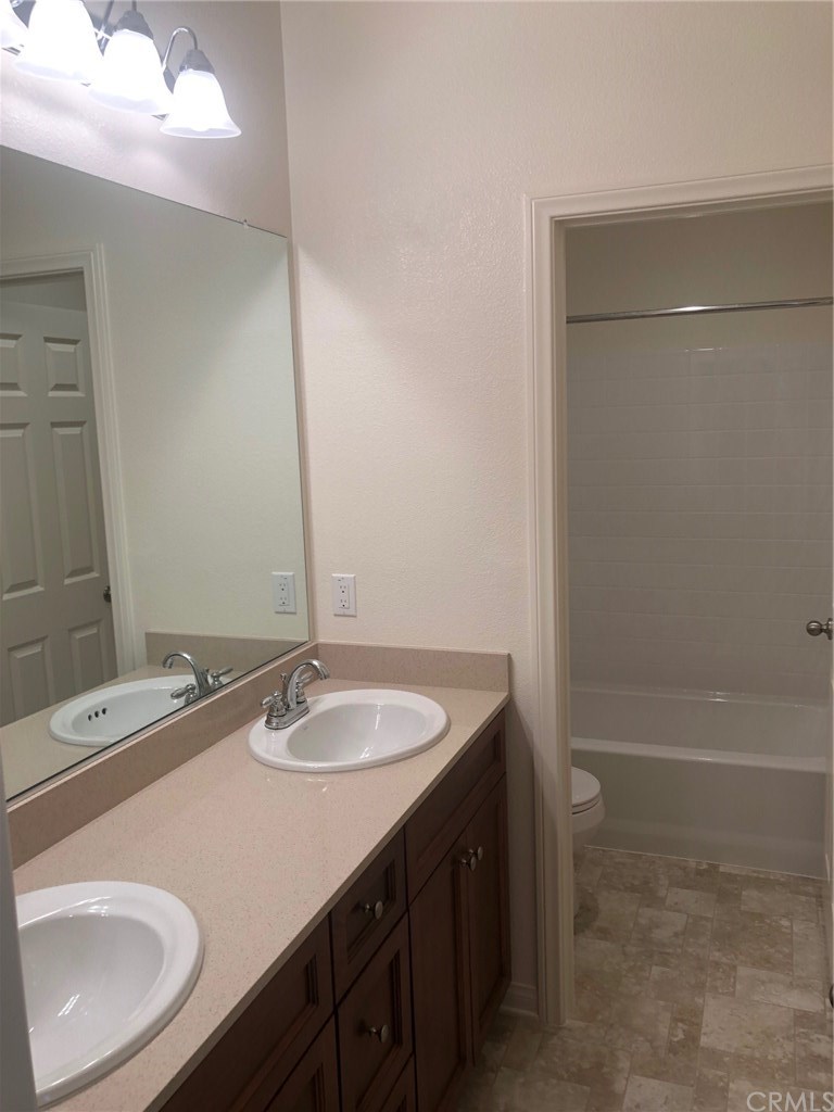 699 Mandarin Rialto, CA 92376 - Photo 11 of 13