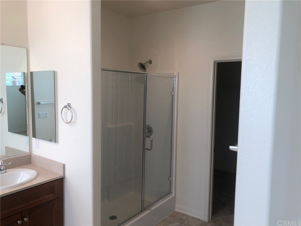 699 Mandarin Rialto, CA 92376 - Photo 9 of 13