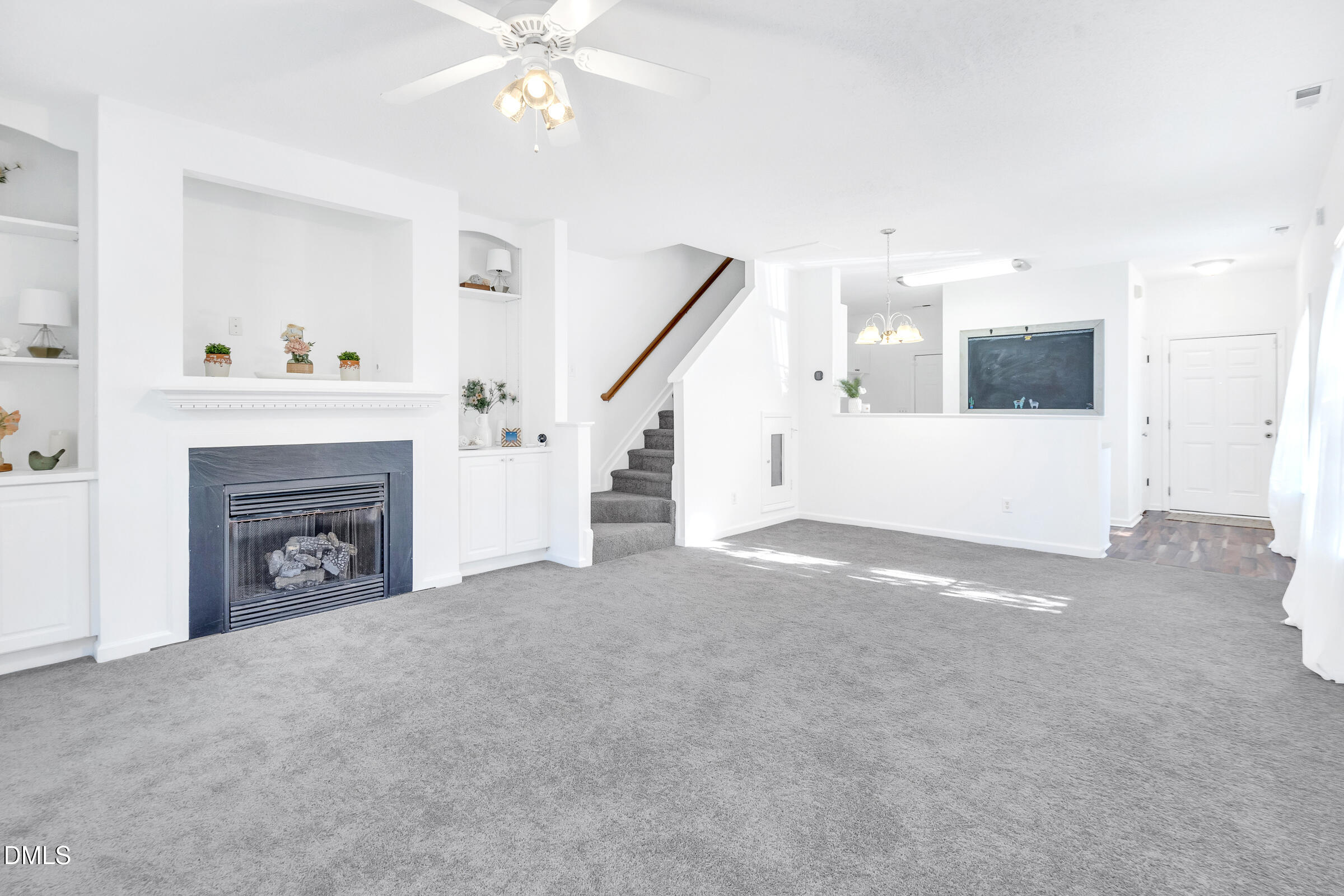 2001 Metacomet Way Raleigh, NC 27604 - Photo 3 of 24 DSC01334