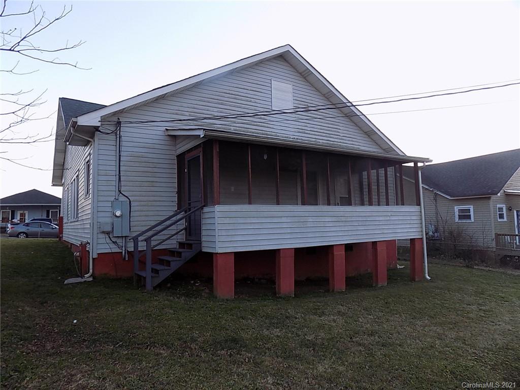 107 Spencer Avenue Ranlo, NC 28054 - Photo 2 of 9