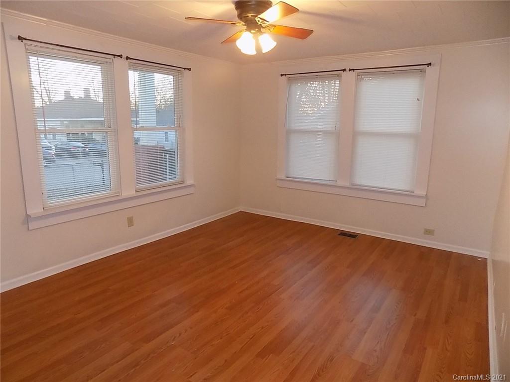 107 Spencer Avenue Ranlo, NC 28054 - Photo 3 of 9