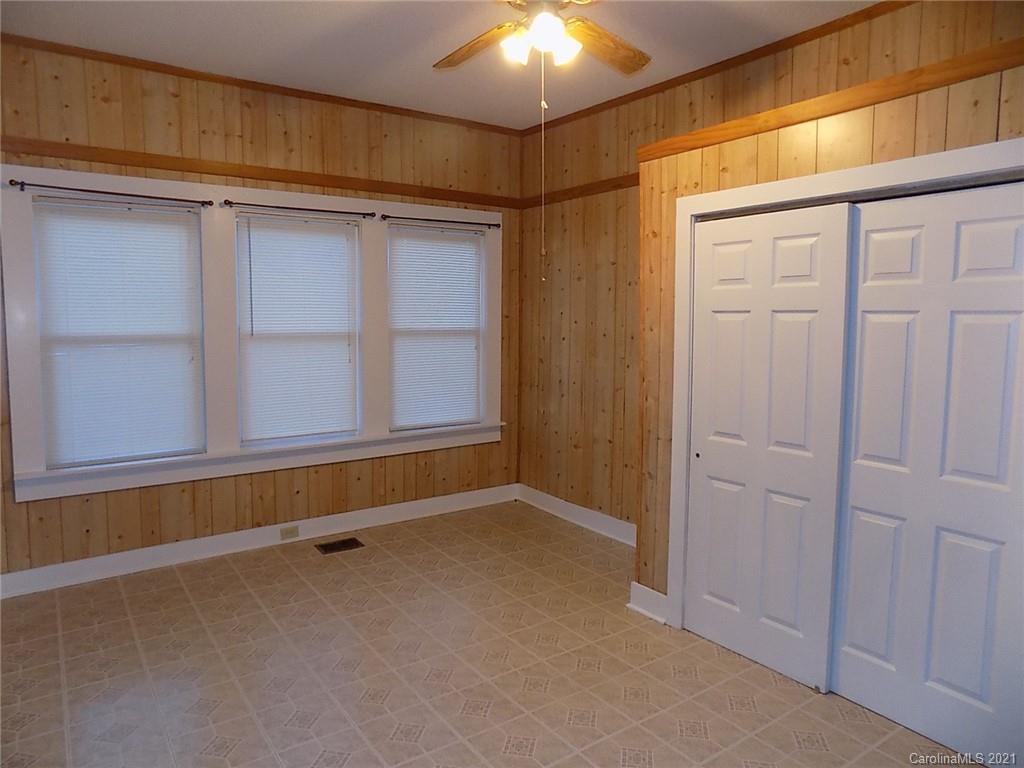 107 Spencer Avenue Ranlo, NC 28054 - Photo 4 of 9