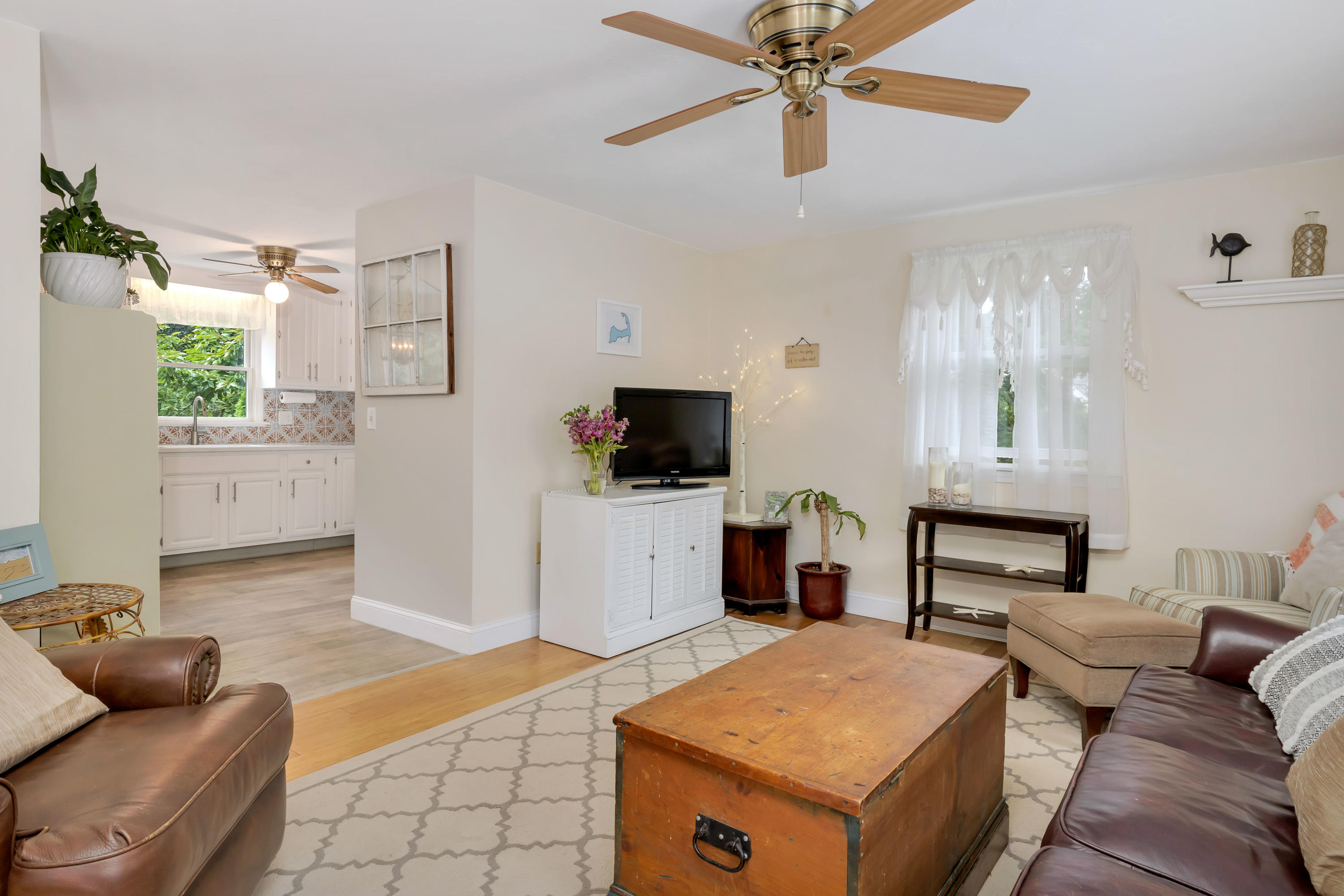 255 Spruce Road Harwich, MA 02645 - Photo 3 of 28 255SprLR-6