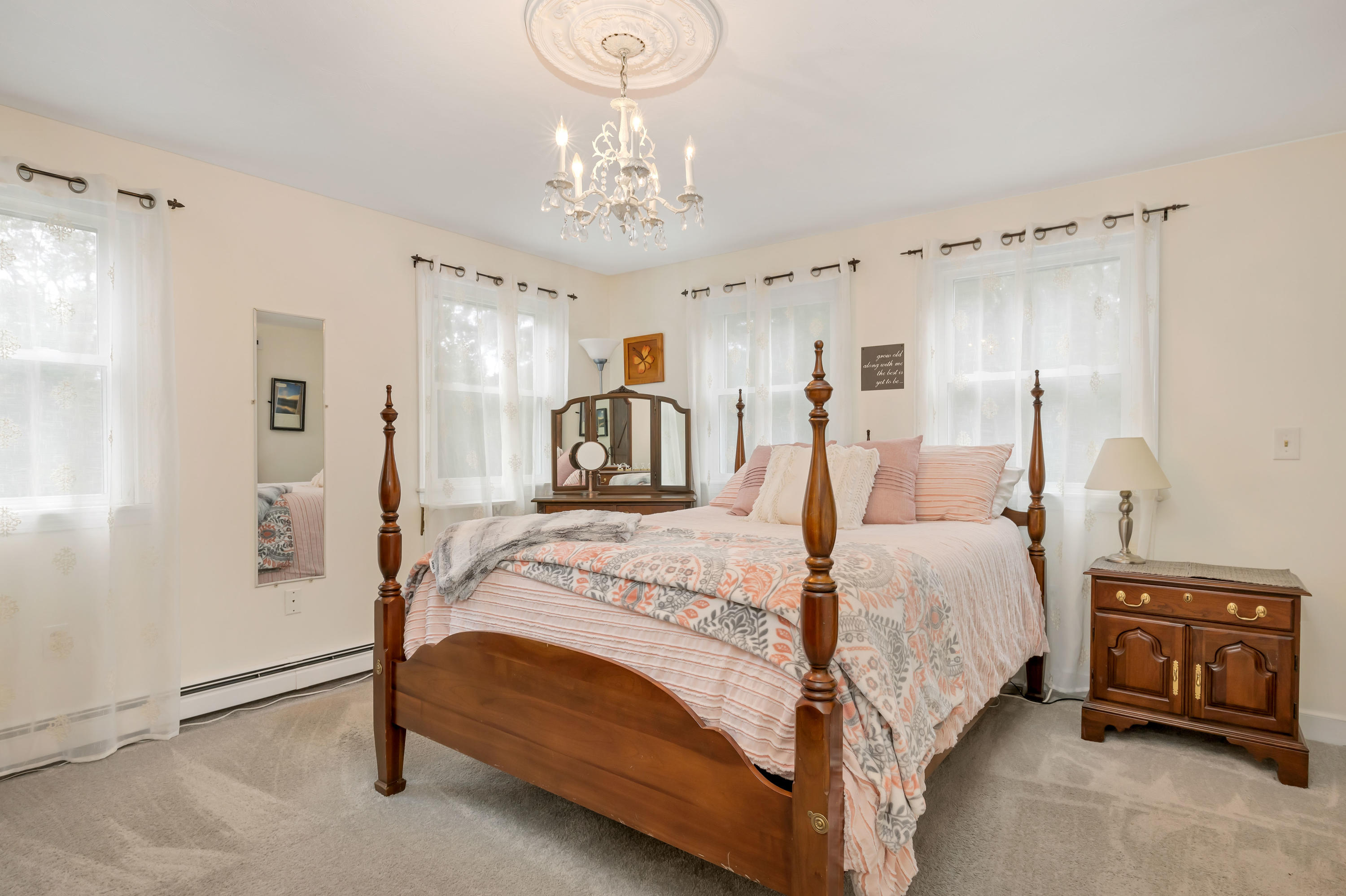 255 Spruce Road Harwich, MA 02645 - Photo 9 of 28 255SprLR-13