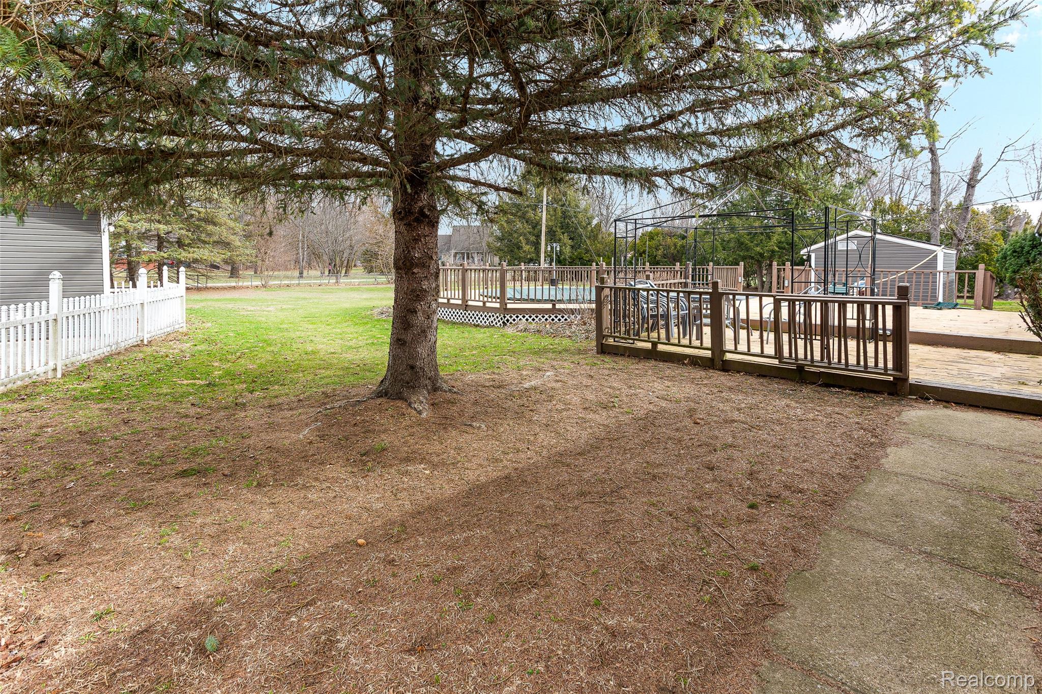 45784 Willis Road Belleville, MI 48111 - Photo 33 of 42 IMG_9577.jpg