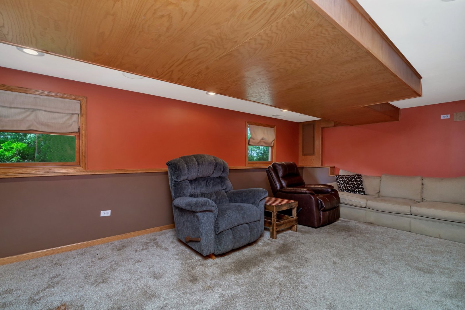 13130 McKanna Road Minooka, IL 60447 - Photo 21 of 56 a living room with furniture
