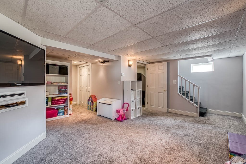 27 Pinefield Road Boston, MA 02136 - Photo 21 of 36 Gallery Image 21