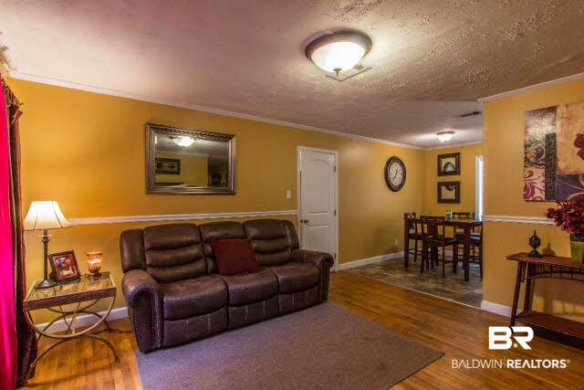 3131 North Pinetucky Road Mobile, AL 36618 - Photo 2 of 15