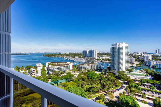 $5,200 | 9 Island Avenue, Unit 2111, Miami Beach, FL 33139