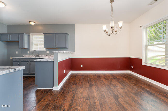3529 Sunbright Lane Raleigh, NC 27610 - Photo 9 of 30 009_a7407823-edit