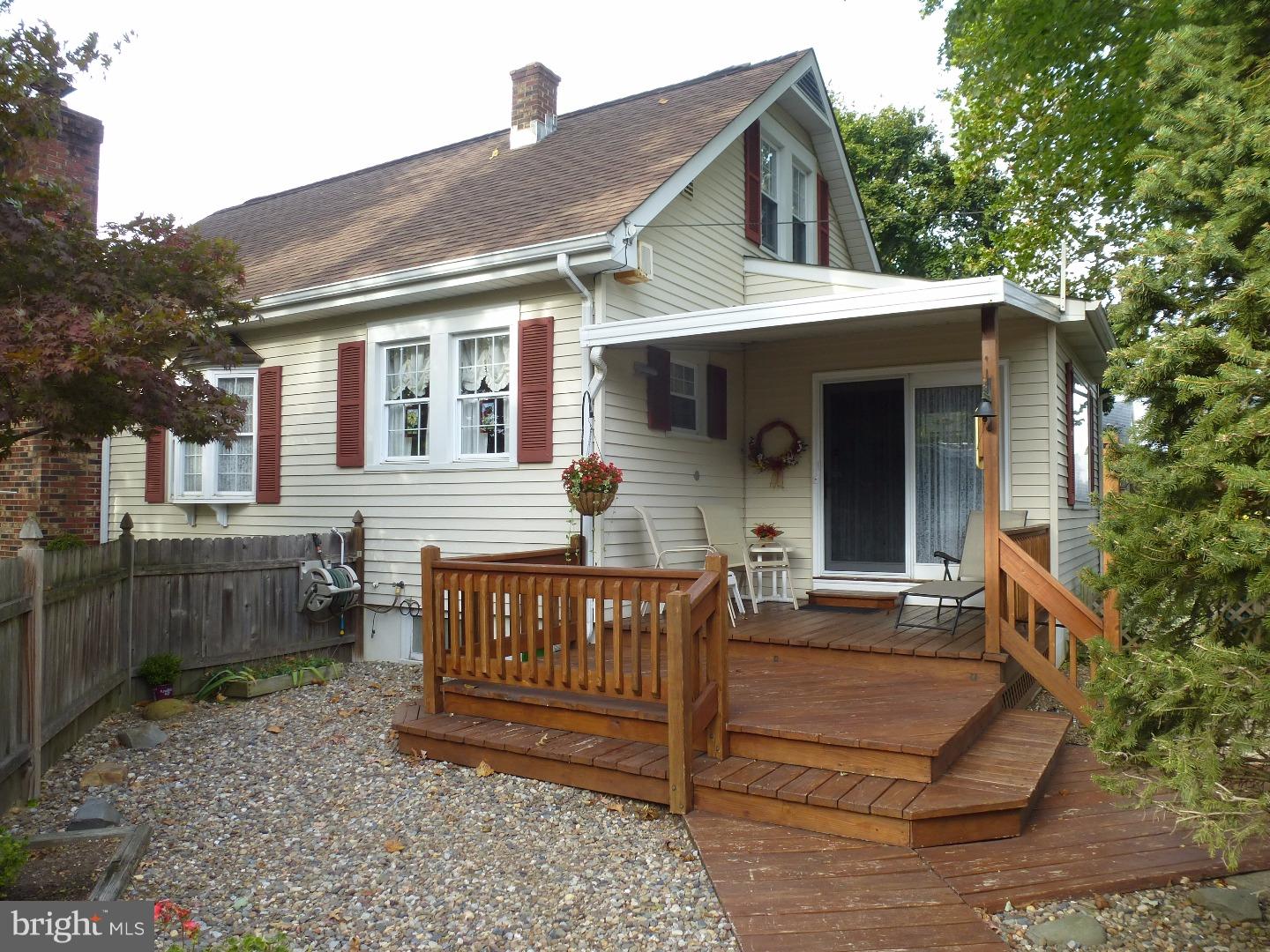 391 Edinburg Road Hamilton, NJ 08619 - Photo 16 of 25 Deck