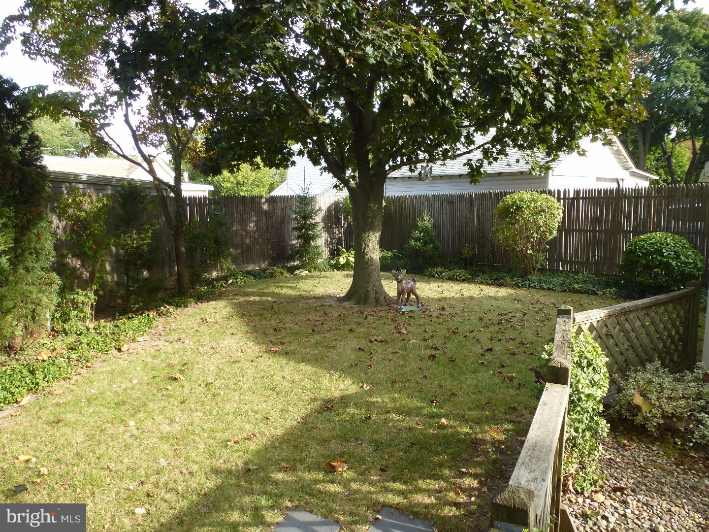 391 Edinburg Road Hamilton, NJ 08619 - Photo 18 of 25 Back Yard