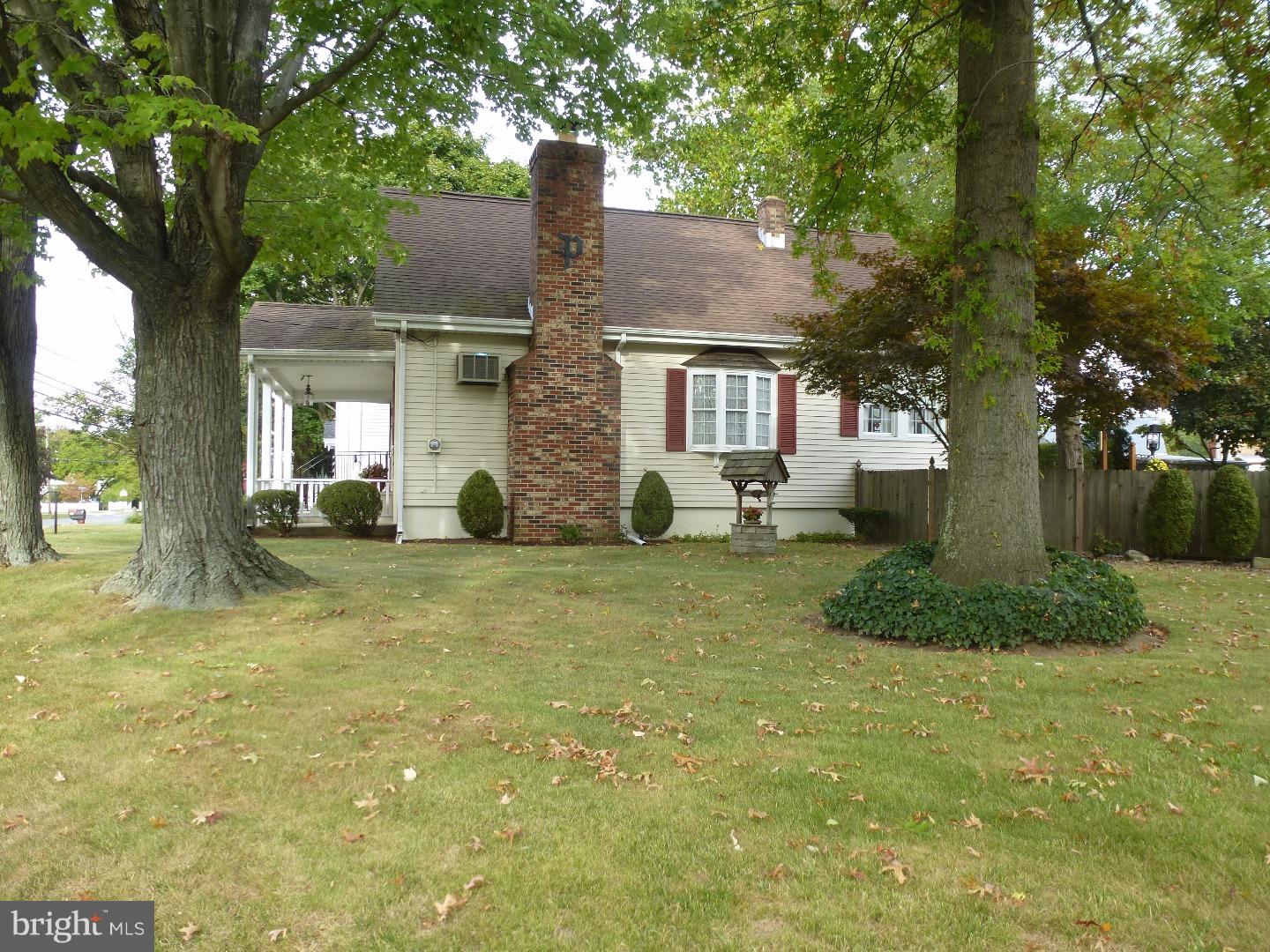 391 Edinburg Road Hamilton, NJ 08619 - Photo 19 of 25 Side Yard