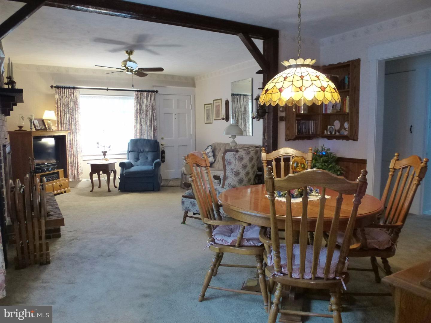 391 Edinburg Road Hamilton, NJ 08619 - Photo 4 of 25 Dining Room
