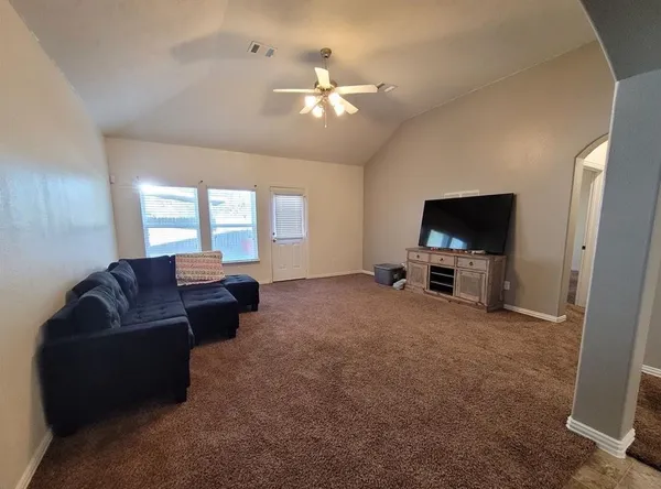 $1,925 | 3410 Hunter's Canyon, Baytown, TX 77521