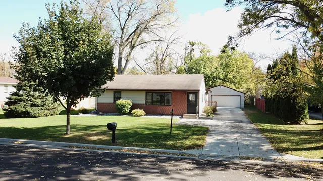 $236,400 | 1205 16th Street Southwest, Willmar, MN 56201