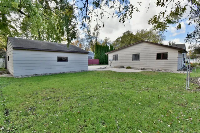 $236,400 | 1205 16th Street Southwest, Willmar, MN 56201