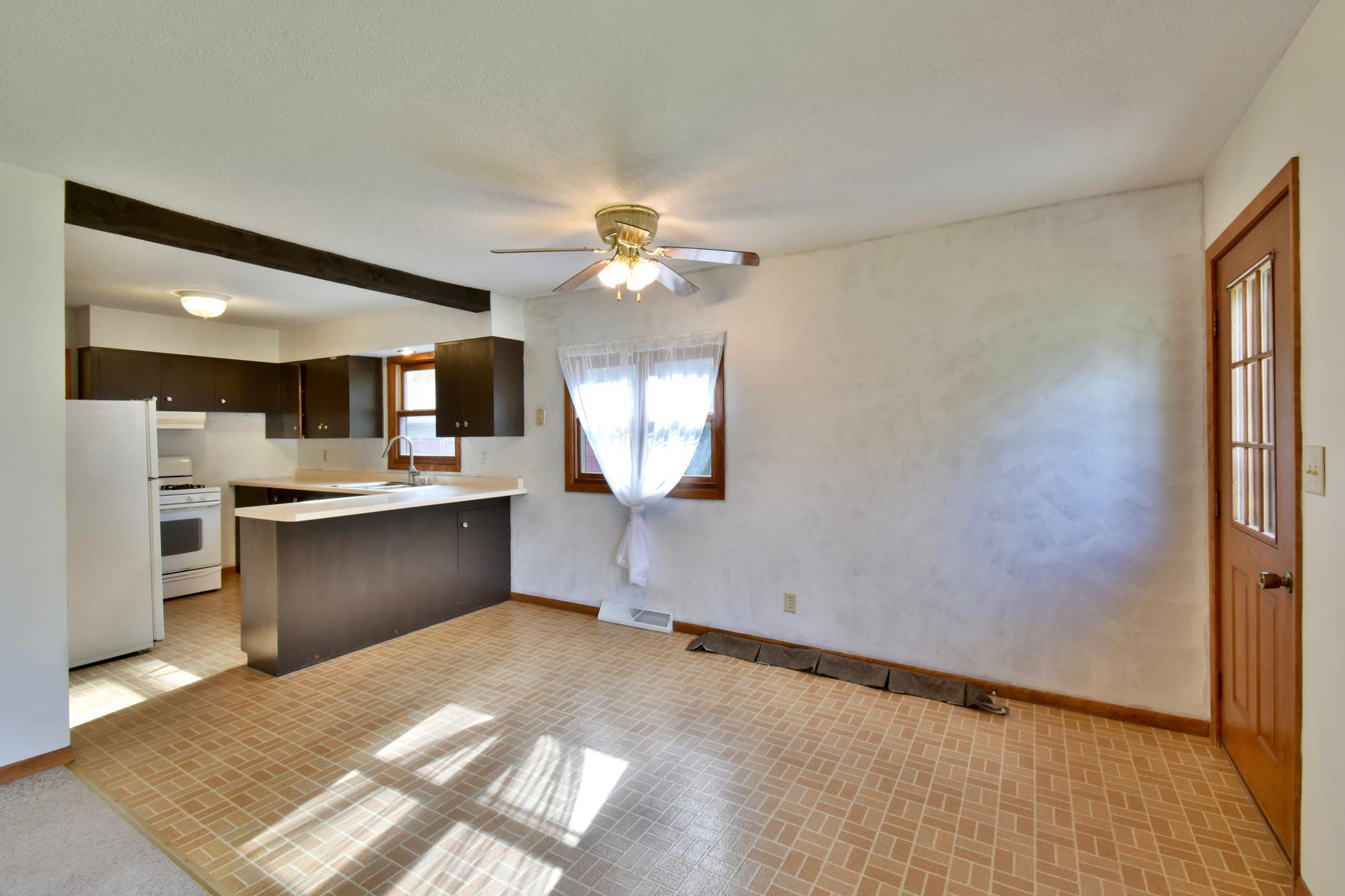 1205 16th Street Southwest Willmar, MN 56201 - Photo 17 of 34