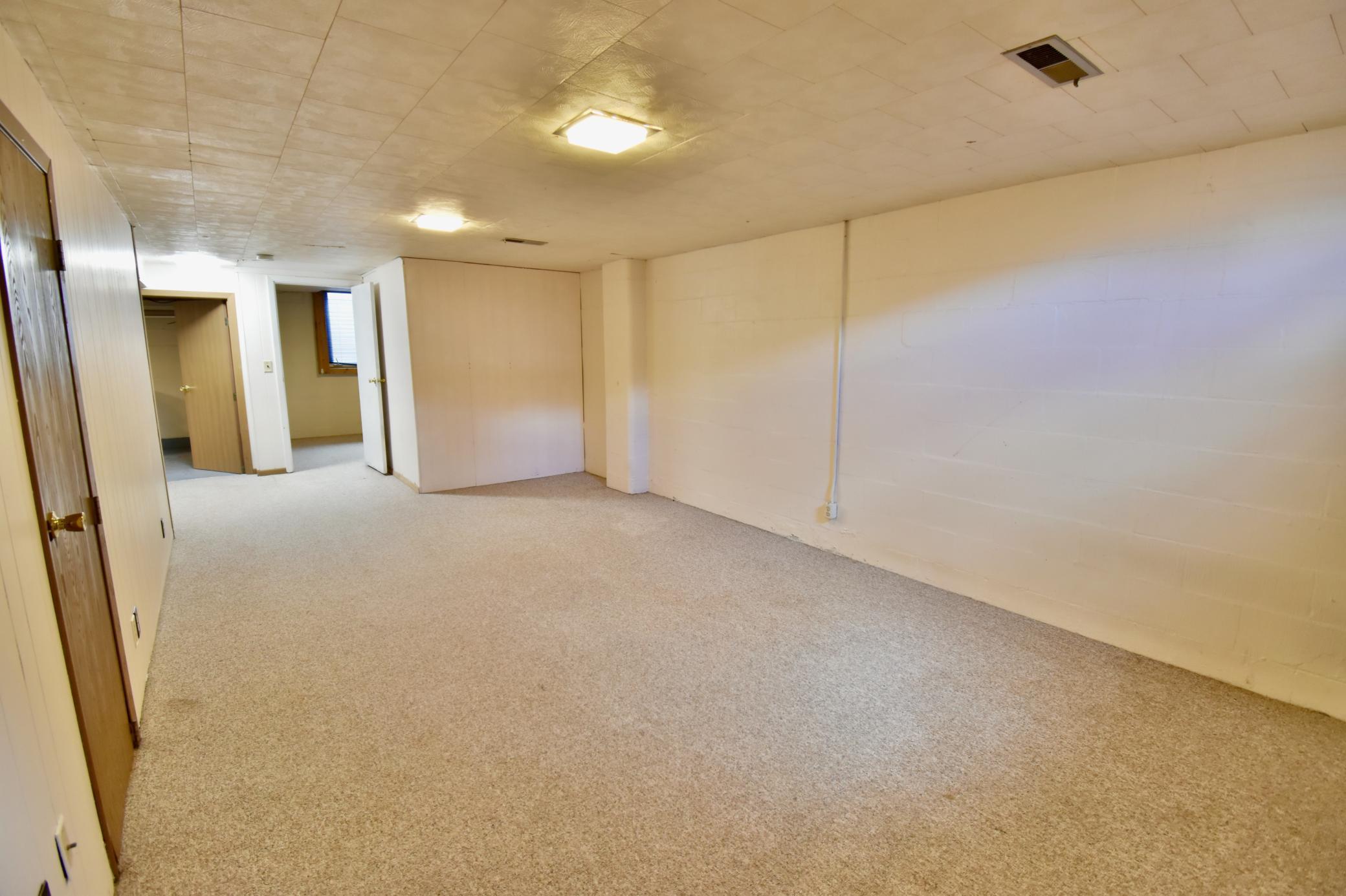 1205 16th Street Southwest Willmar, MN 56201 - Photo 32 of 34