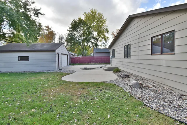 $236,400 | 1205 16th Street Southwest, Willmar, MN 56201
