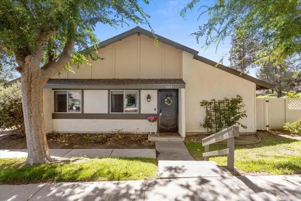 $549,000 | 501 Smoketree Glen, Escondido, CA 92026