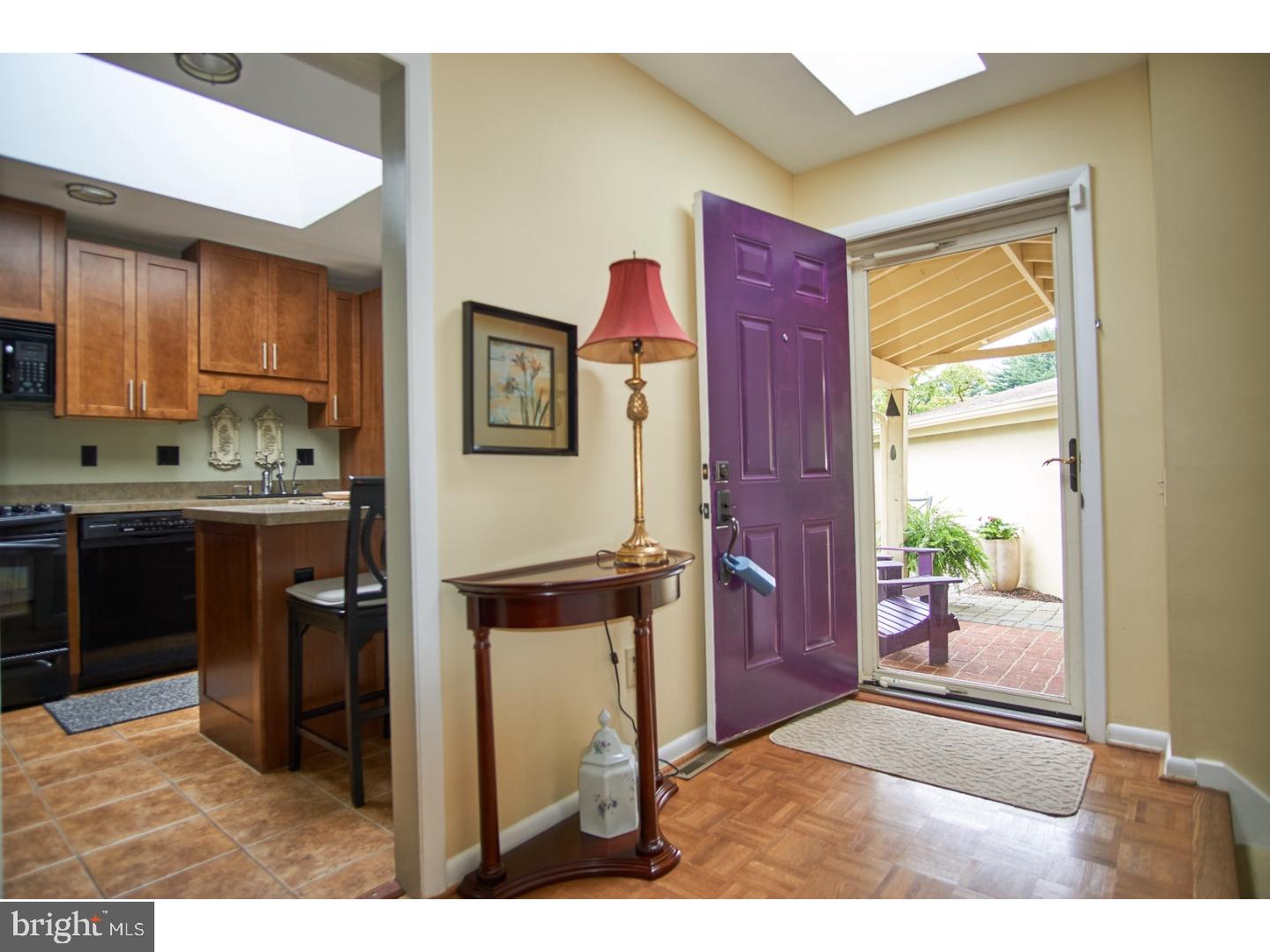 12 Ringfield Road Chadds Ford, PA 19317 - Photo 4 of 25 Foyer