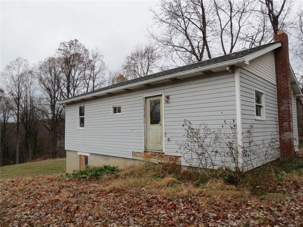 2090 Isabella Road Connellsville, PA 15425 - Photo 3 of 10 Gallery Image 3