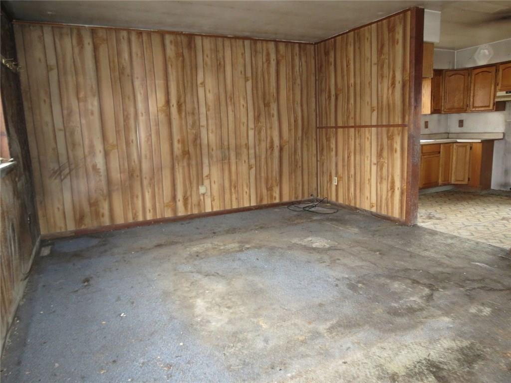 2090 Isabella Road Connellsville, PA 15425 - Photo 5 of 10 Gallery Image 5