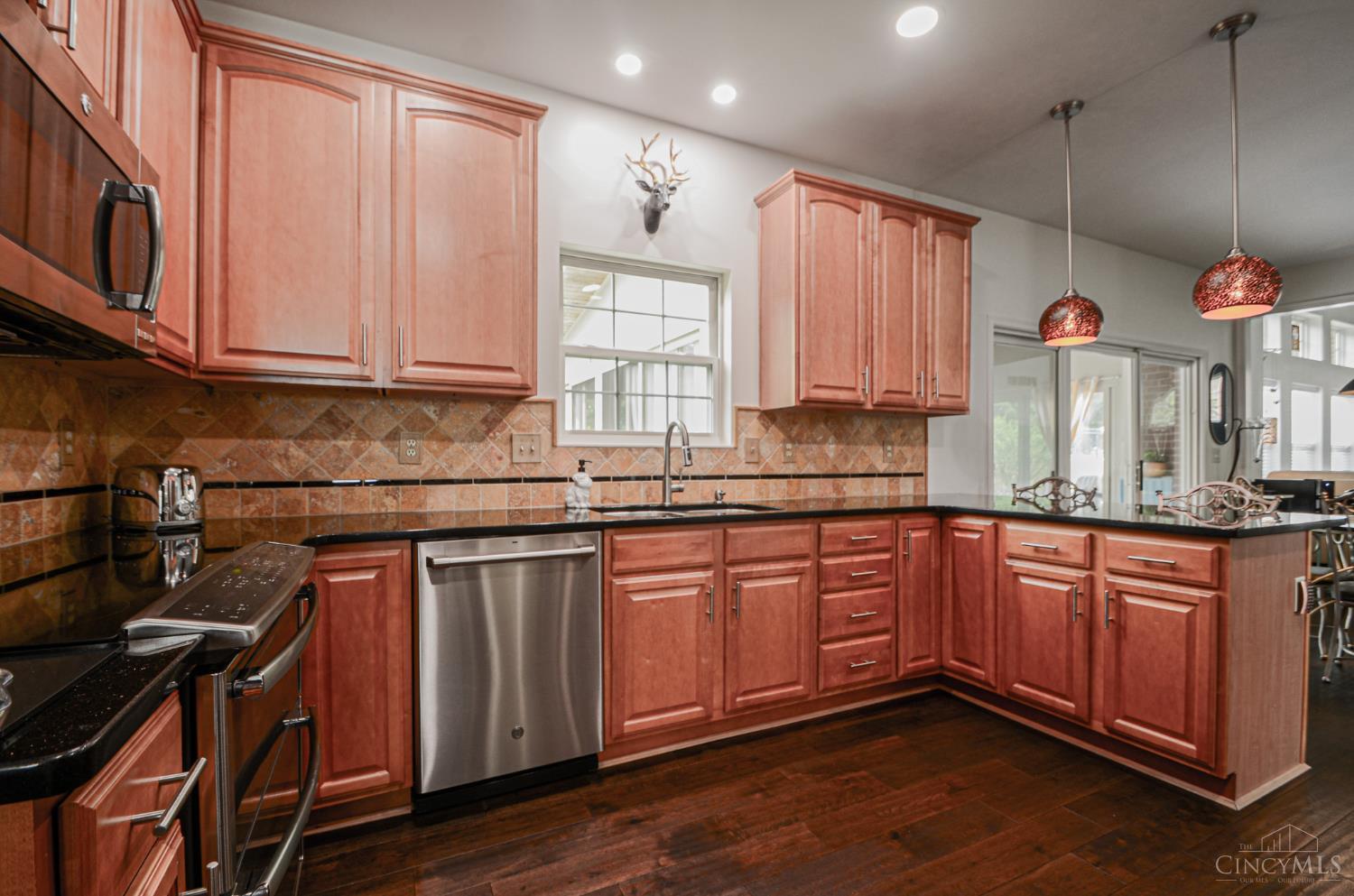 5945 Brierly Ridge Drive Cincinnati, OH 45247 - Photo 20 of 56
