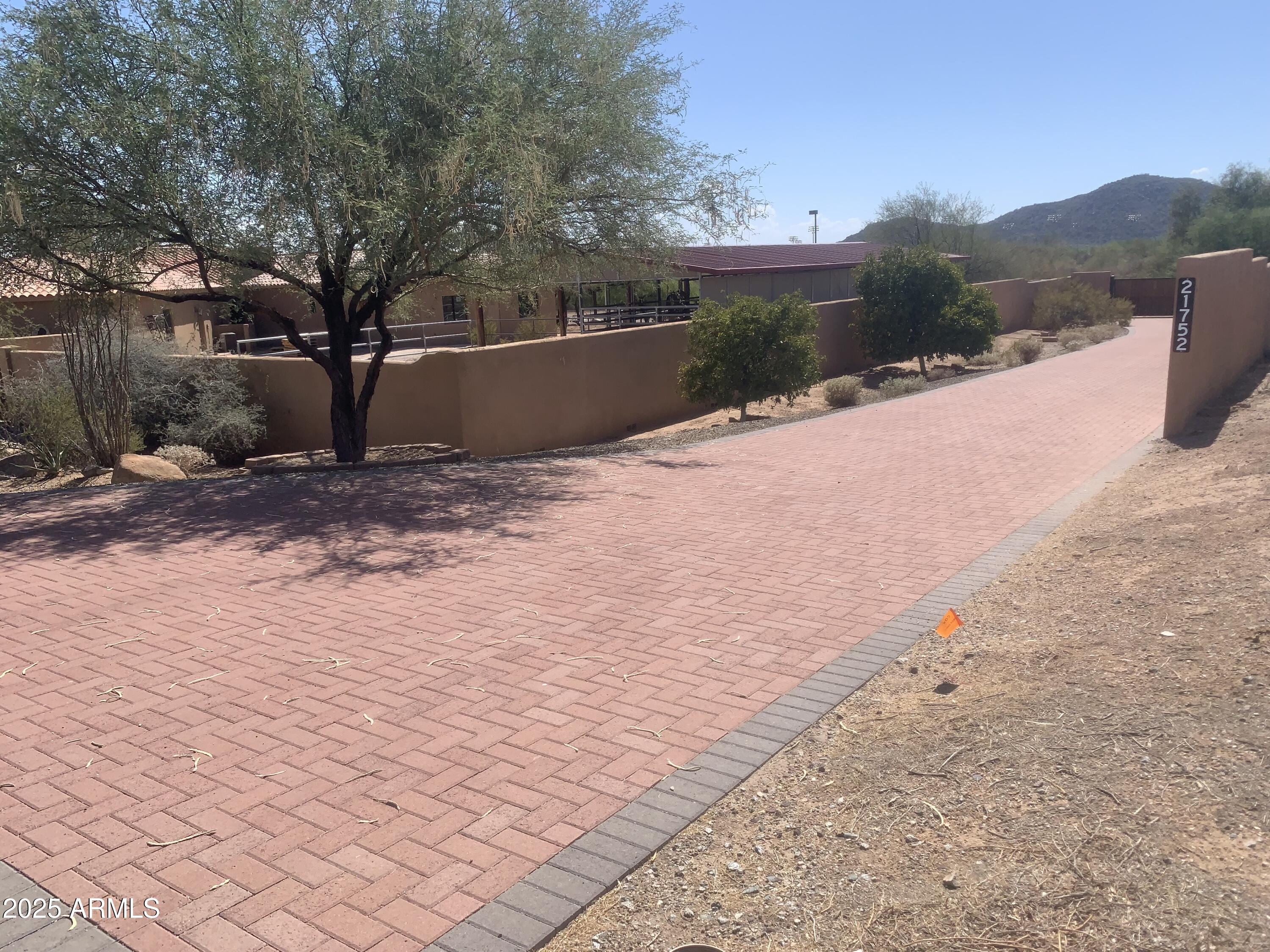 21752 North 30th Way, Unit 1S Phoenix, AZ 85050 - Photo 1 of 9 21752 turn here