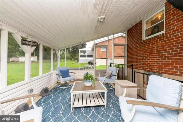 $450,000 | 10306 Greenside Drive, Cockeysville, MD 21030