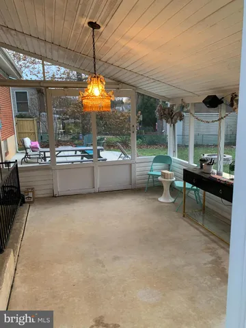 $450,000 | 10306 Greenside Drive, Cockeysville, MD 21030