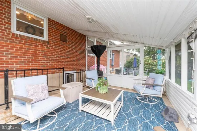 $450,000 | 10306 Greenside Drive, Cockeysville, MD 21030