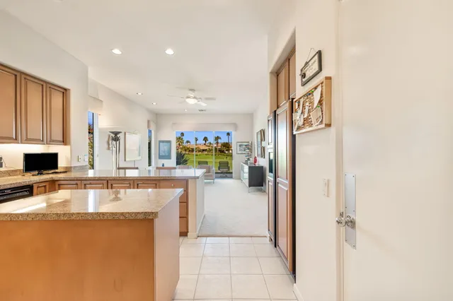 $1,450,000 | 405 White Horse Trail, Palm Desert, CA 92211