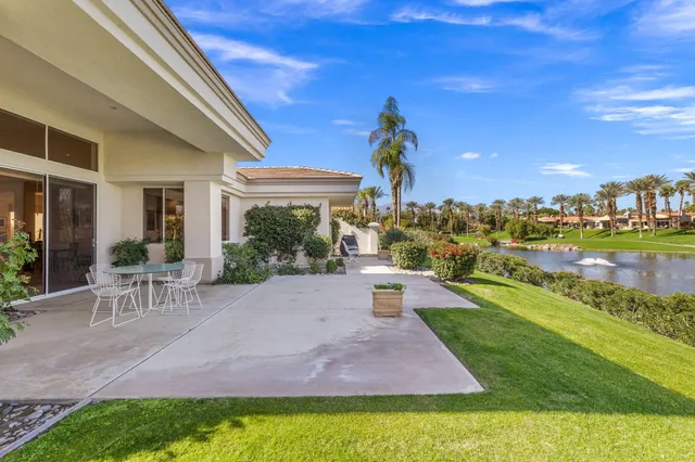 $1,450,000 | 405 White Horse Trail, Palm Desert, CA 92211