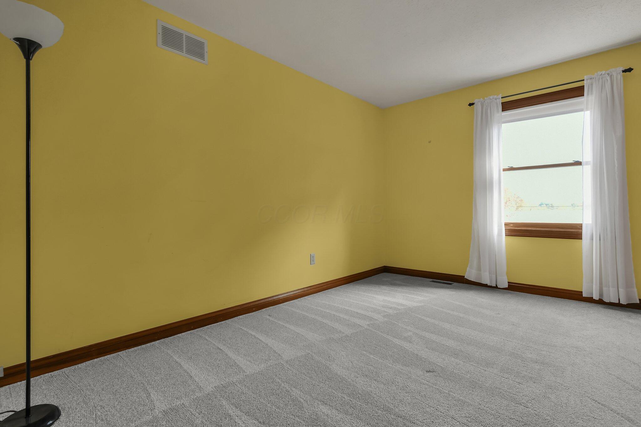 5237 Cosgray Road Dublin, OH 43016 - Photo 27 of 57 2nd Bedroom