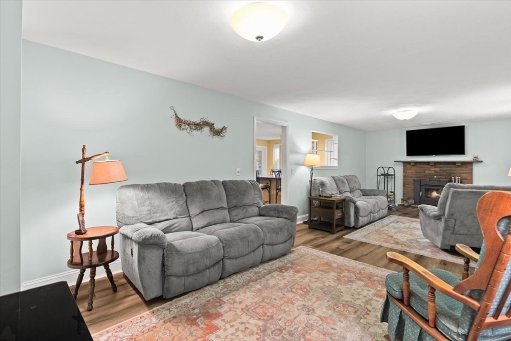 113 Scadding Street Taunton, MA 02780 - Photo 11 of 29 Gallery Image 11
