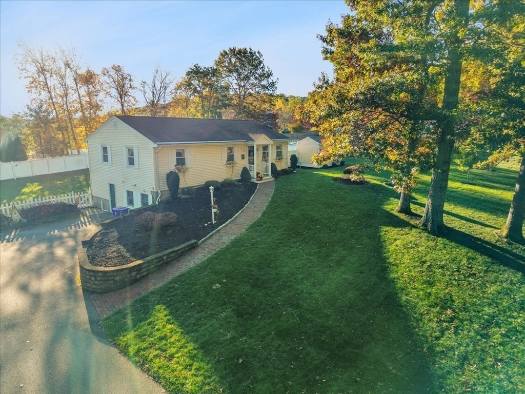 113 Scadding Street Taunton, MA 02780 - Photo 4 of 29 Gallery Image 4