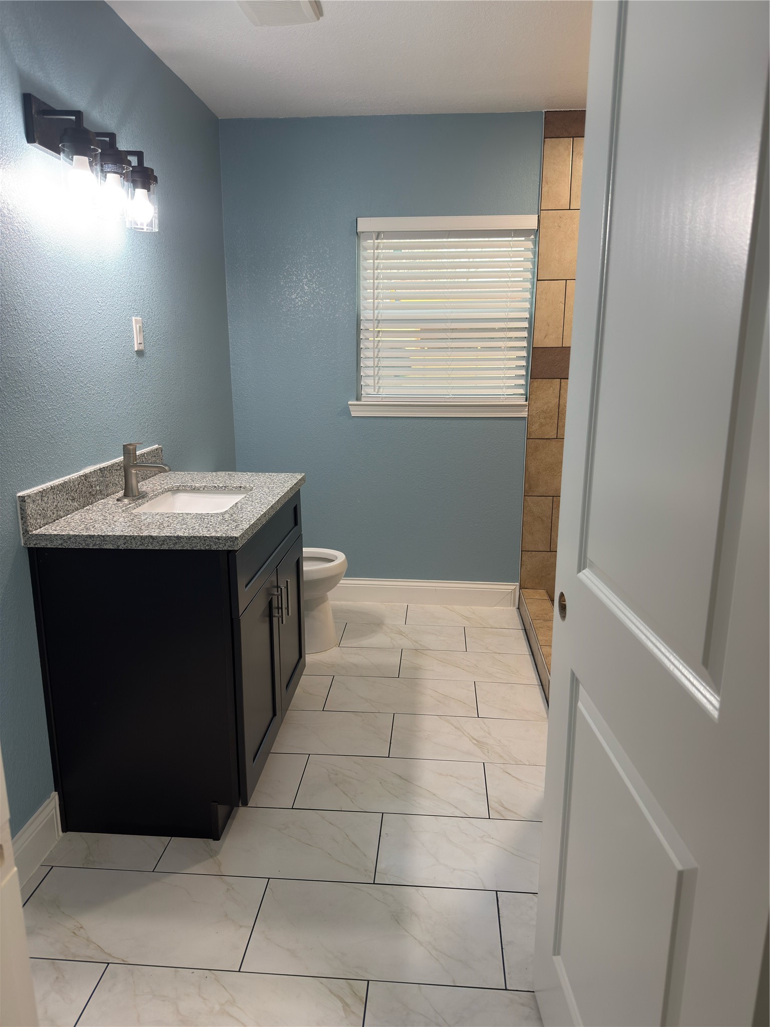 15917 De Zavalla Road Channelview, TX 77530 - Photo 14 of 37