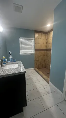 $1,875 | 15917 De Zavalla Road, Channelview, TX 77530